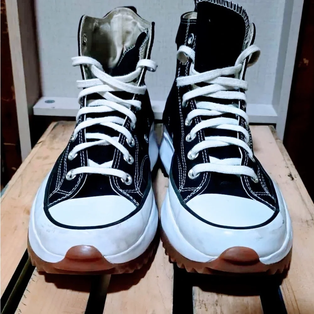 Converse Unisex Run Star Hike Canvas Hightop Sneaker - Picture 3 of 6